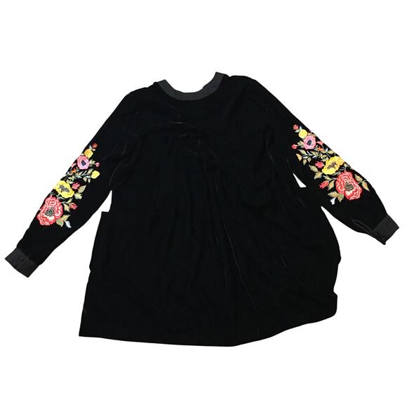 Free People Mia Black Embroidered Floral Dress Velvet Size XS - Picture 1 of 8